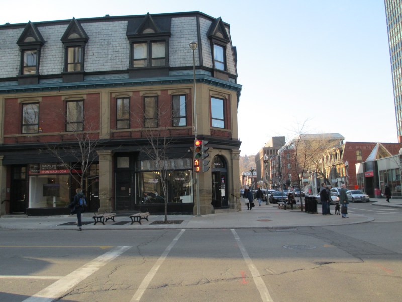 4479 St. Catherine West