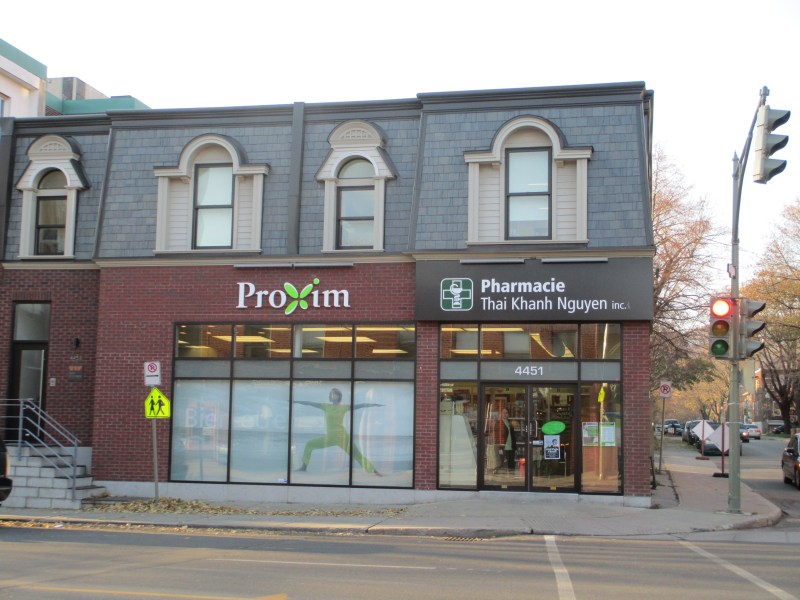 4451 St. Catherine (at Metcalfe)