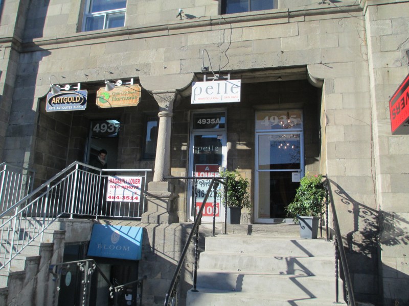 4935 Sherbrooke St