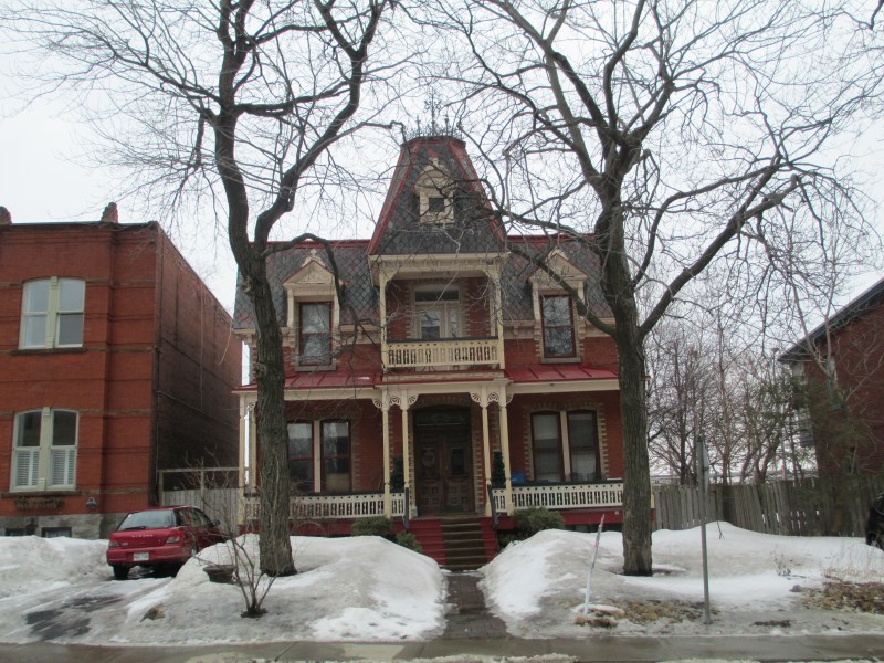 72 York Avenue  (The street was named  Yorke until 1916)
