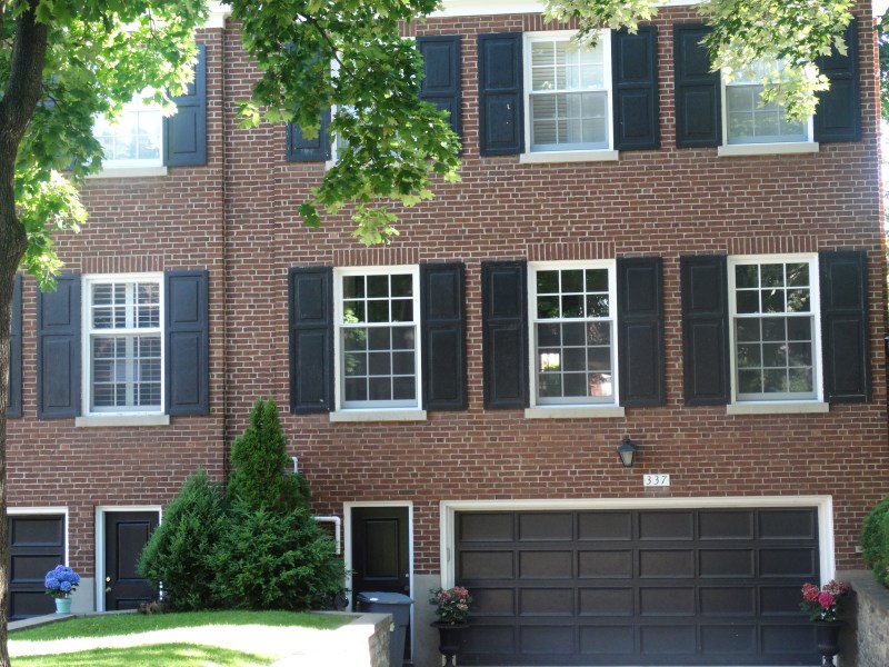 337 Kensington Avenue